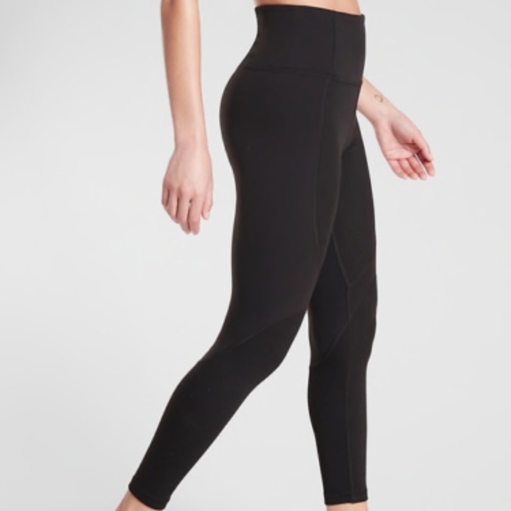 Black Athleta Rise Up Rib 7/8 Tight in Powervita